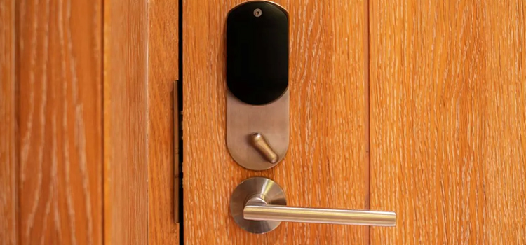 Automatic Locking Door Knob Sun Village